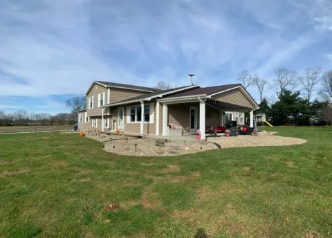 Commercial property lawn maintenance by 5 Points in the Dayton, OH area (photo 53)